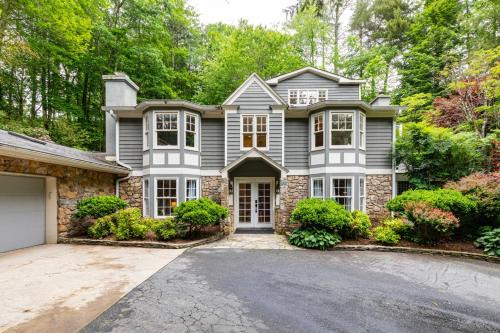 Fletcher House | Mills Gap Garden close to Asheville