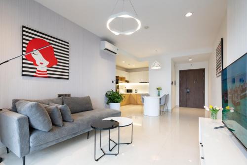 Bach Dang Riverside Apartment | MIN' Apartment - Saigon Royal - Upscale Apartment - near Ben Thanh - Downtown