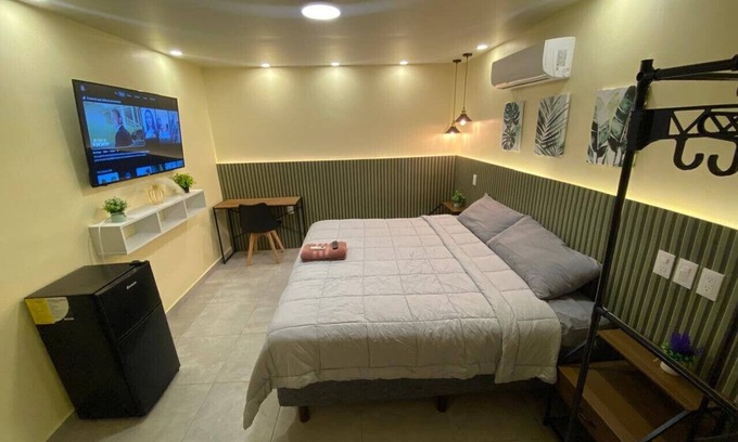 Chetumal Hotel | Mini Hotel Chetumal - Room 2 - King Size Bed
