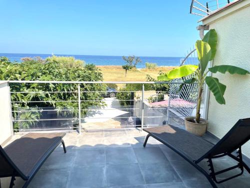 Poggio-Mezzana Apartment | Mini villa chaleureuse avec vue mer imprenable