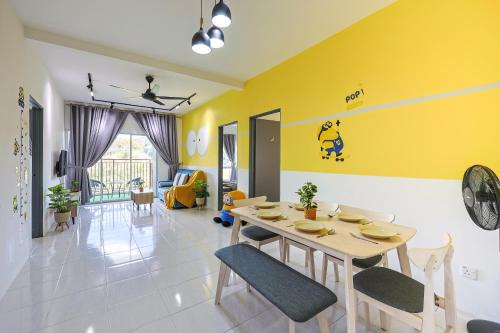 Brinchang Apartment | Minion Escap Family Homestay in Cameron Highland Clover Home 9-25