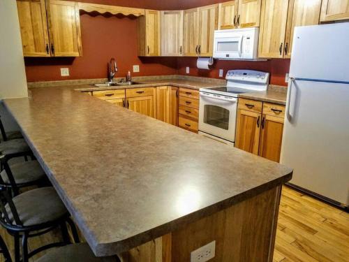 Minocqua House | Minocqua Lake Condo B10
