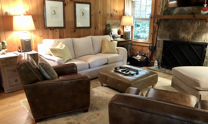 Highlands Cottage | Minutes To Town, Wooded 2 Acre Retreat