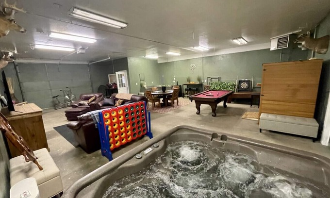 Mentor Township Cabin | Mio Lodge Retreat!