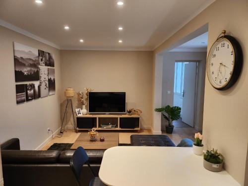 Athis-Mons Apartment | Mir Chambre 3 et 4
