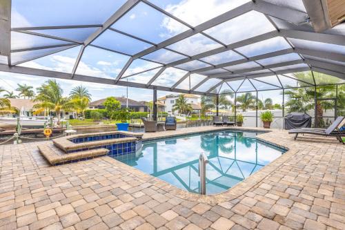 Yacht Club House | Miramar Mansion - Spacious 5BD 5BA w Pool & Canal
