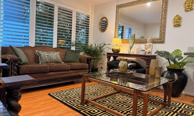 Miranda House | Miranda Retreat Stylish 1-Bedroom Near Cronulla & Sydney Airport