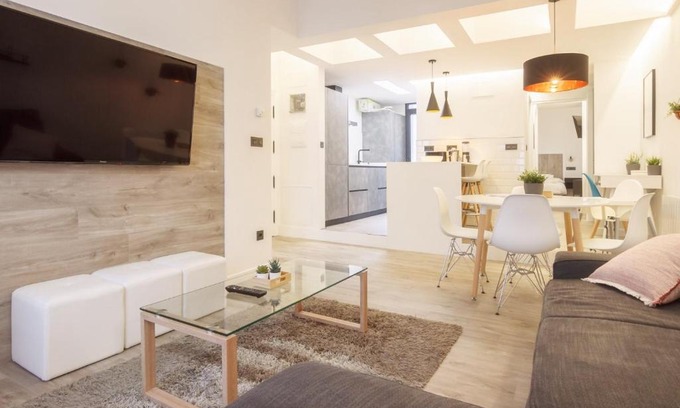 San Francisco Apartment | Mirasol Vivienda Turística en Bilbao La Vieja