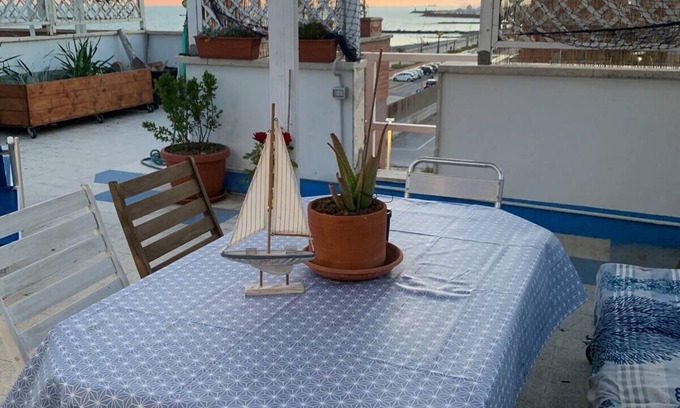 Lido di Ostia Apartment | Miró by the sea