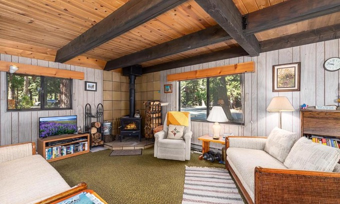 Tahoma House | Mirthwood Den