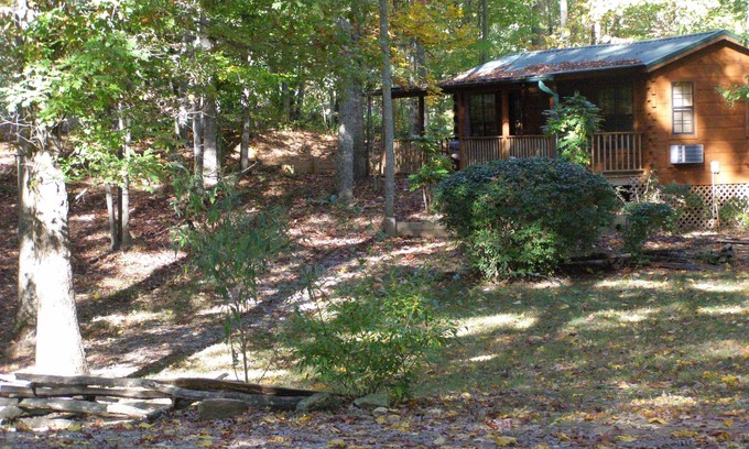 Saluda Cabin | Miss Jo's.Remote Cabin with Outdoor Hot tub