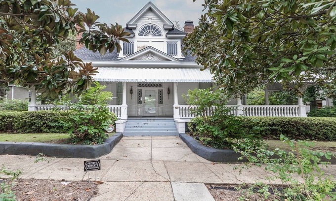 Opelika House | Miss Sidney`s Historic Opelika Home - 1 Bedroom Option