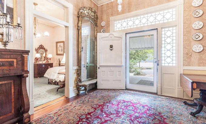 Opelika House | Miss Sidney`s Historic Opelika Home