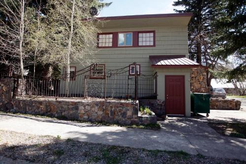 Ouray House | Mission Rock Cottage