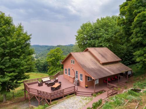 Boone House | Misty Mornings Escape