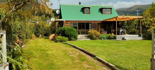 Christchurch District House | Moananui Lodge