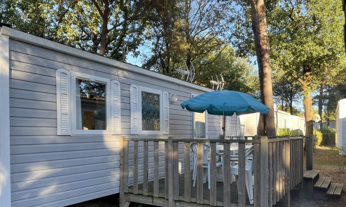 La Boissiere-de-Montaigu House | Mobil-home Climatisé - TV - Terrasse - 6 Pers - "sacha" R14
