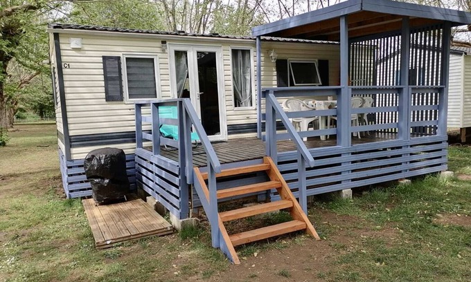 Carlux House | Mobil Home à Partager en Famille ou Entre Amis, à Quelques Mètres de la Dordogne