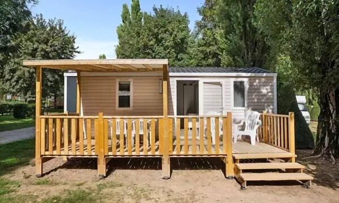 Torreilles-Plage House | Mobil-home | Classic | 2 Ch. | 4 pers. | Raised terrace | TV