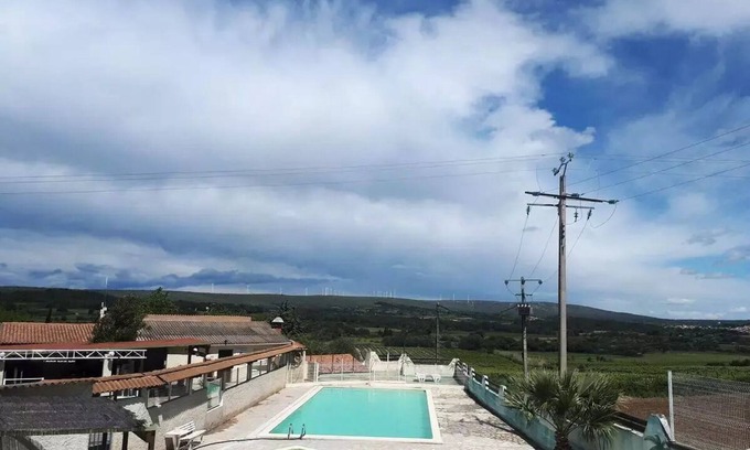 Villeveyrac House | Mobil-home | Premium | 2 Bedrooms | 4/6 persons | Raised terrace | A/C
