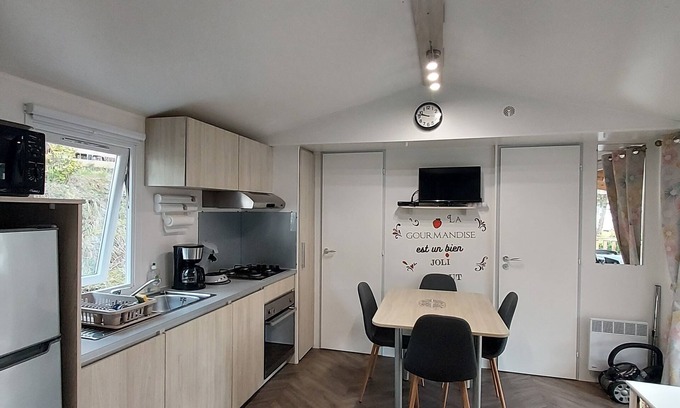 Les Mathes House | Mobile home Les Mathes 6/8 persons camping 4* Bonne Anse plage, La Palmyre