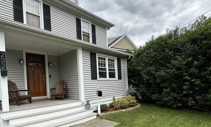 Fairfield House | Mod Beach Get-A-Way!