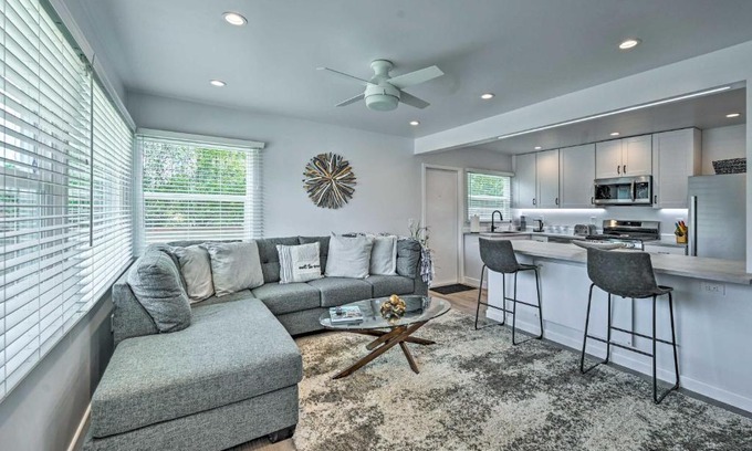 Roseville - Fleet Ridge Apartment | Mod San Diego Apt with Patio - Walk to Harbor!