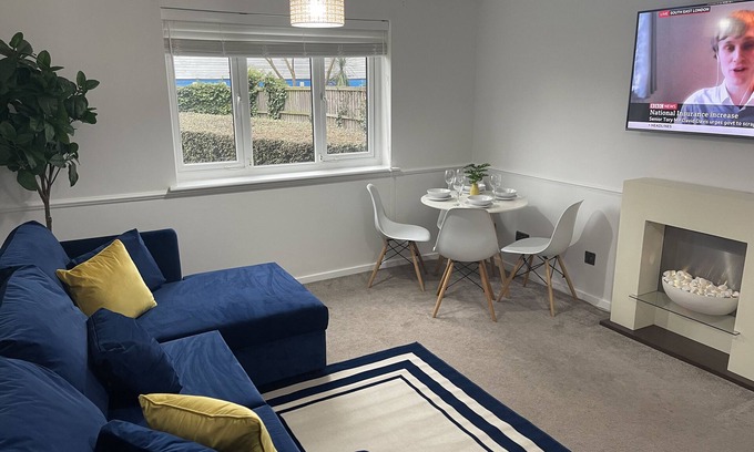 Dartford Apartment | Modern 1 Bed ground floor apartment