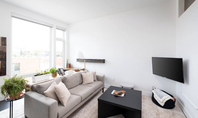 Westown Apartment | Modern 1BR Apt with Skywalk to Fiserv, Rooftop, and Parking