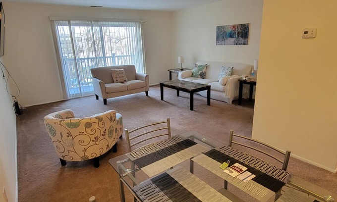 Elkins Park Apartment | Modern 1BR in Elkins Park Monthly Discount