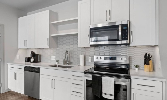 Dupont Apartment | Modern 1BR Near Denver Airport!