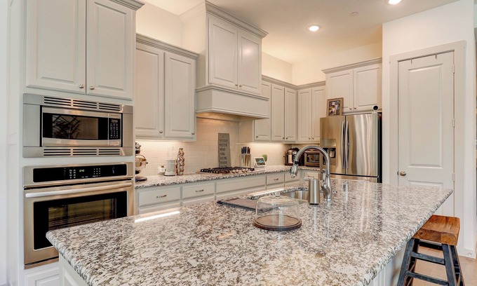 North Richland Hills House | Modern 2 BR Close to NYTEX & DFW - EV Charging