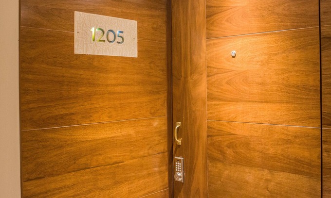 La Isla Apartment | ⚓⚓ Modern 2 Bd Condo Right On The Beach⚓⚓