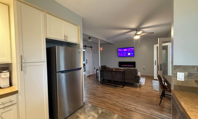 Olympia House | Modern 2 bedroom, 1 bath bright unit with Stunning Sunrises.