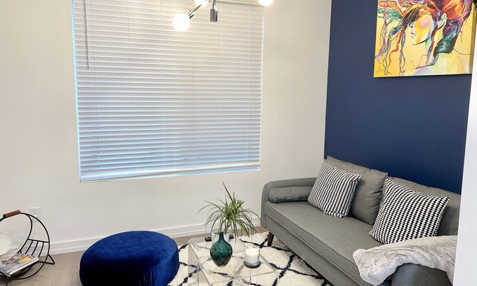 East Side House | Modern 2 BR/2.5 BH clean and cozy townhouse in a safe neighborhood