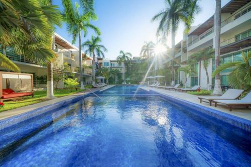Gonzalo Guerrero House | Modern 2 BR Condo Colorful and Creative - At Via 38 Condos A13
