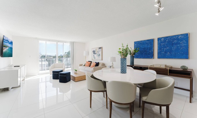 Boca Raton Apartment | Modern 2BR/2BA with Balcony- Directly Across from the Beach