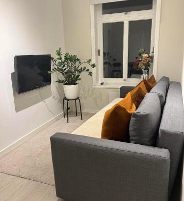 Toyen Apartment | Modern 2BR Apt Near Oslo S - Sleeps 6, New & Cozy