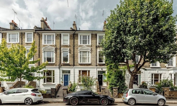 South Hampstead Apartment | Modern 3-bedroom flat close to Regent's Park