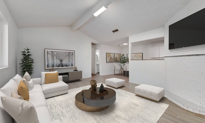 White Settlement House | Modern 3-bedroom duplex in near Downtown Ft. Worth