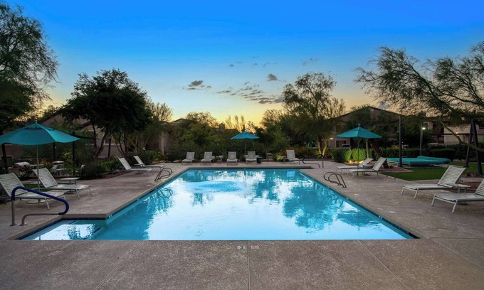 McDowell Mountain Ranch Apartment | Modern 3-BR Condo near Kierland