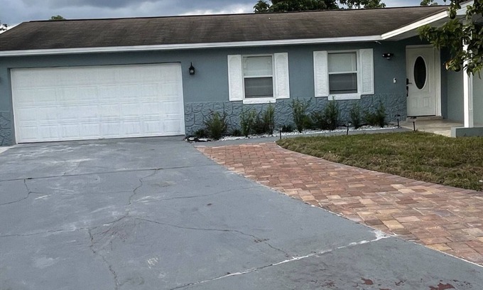 Florida Center House | ★ Modern 3Bedroom 2 Bathroom Home Near Universal★