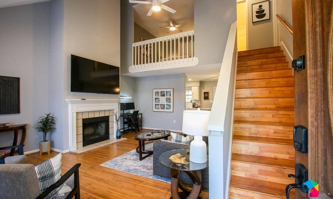 Savannah House | Modern 3BR Home, 25 Mins to Tybee + Pets