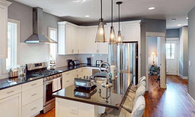 The Nations House | Modern 3BR Townhome with private balconies near Downtown Nashville