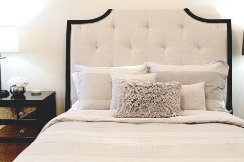 Greenville House | Modern 4 Bed Rooms Jersey City, NJ Easy Access to Manhattan