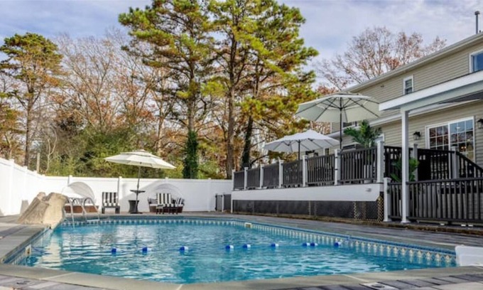 Ocean Acres House | Modern 5 BR Stay Minutes From LBI