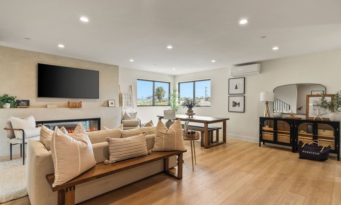 Point Loma Heights House | Modern 5BDR Beach House Near Sunset Cliffs | Point View Retreat by AvantStay