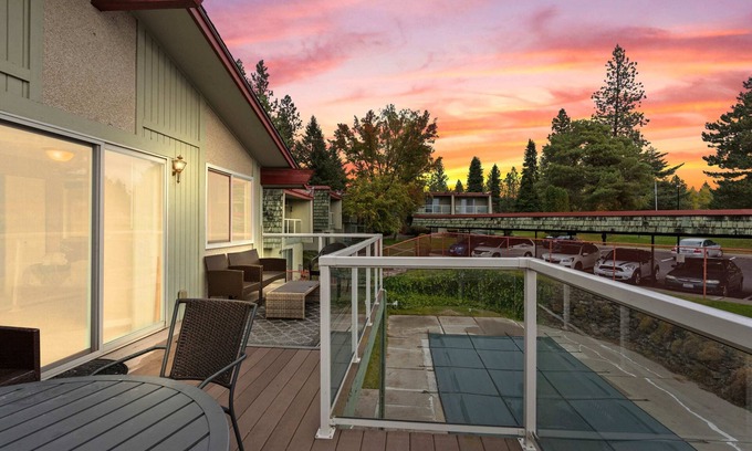 Spokane Apartment | Modern Amenities/Gas Fireplace/Central Location