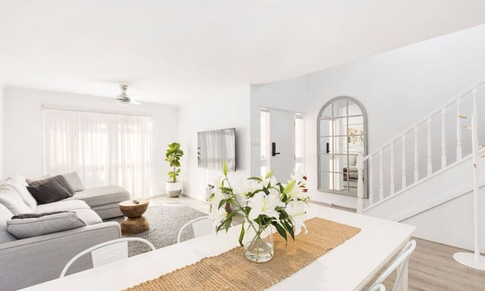Frewville House | Modern and convenient home with ample amenities