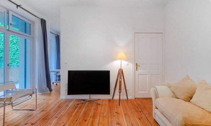 Charlottenburg Apartment | Modern apartment Berlin Moabit